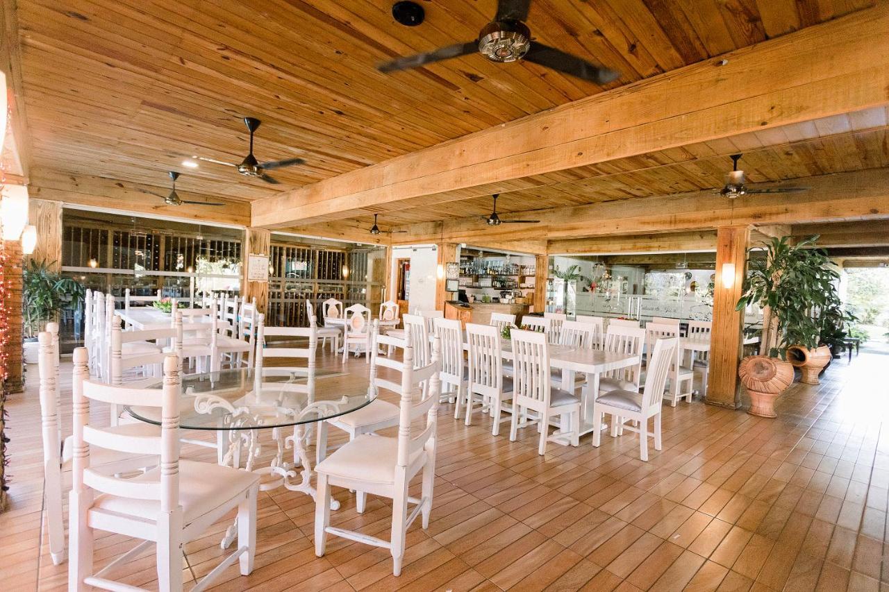 Rancho Guacamayos Hotel & Restaurantes Bonao Ngoại thất bức ảnh