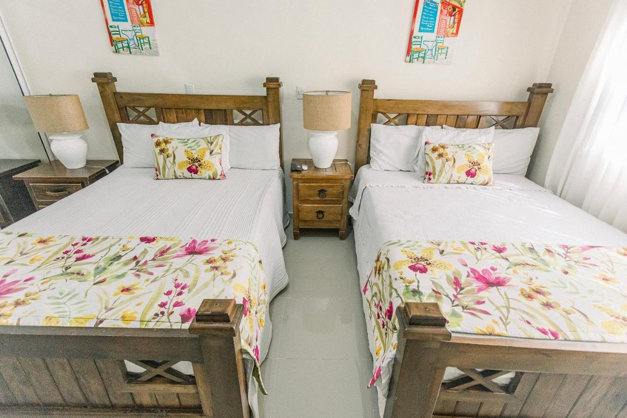 Rancho Guacamayos Hotel & Restaurantes Bonao Ngoại thất bức ảnh