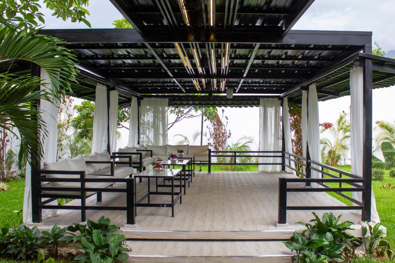 Rancho Guacamayos Hotel & Restaurantes Bonao Ngoại thất bức ảnh
