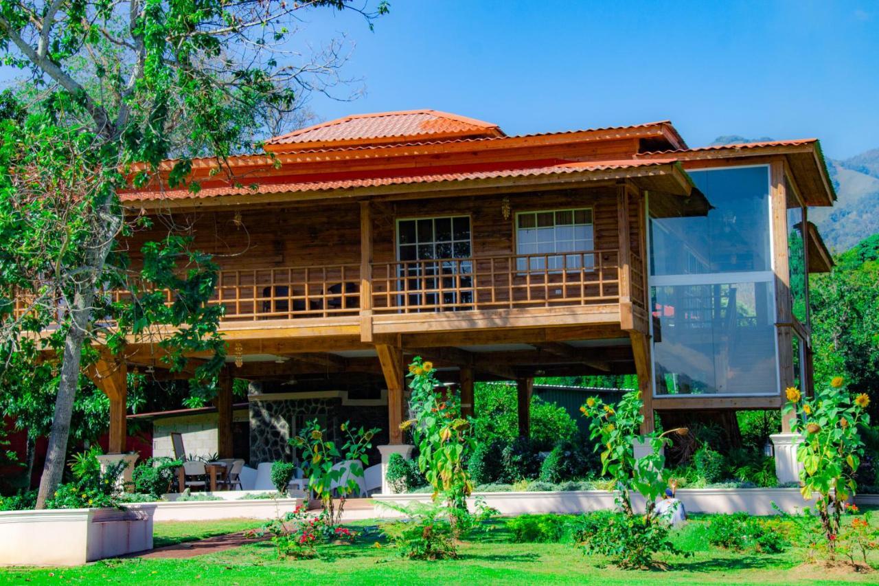 Rancho Guacamayos Hotel & Restaurantes Bonao Ngoại thất bức ảnh