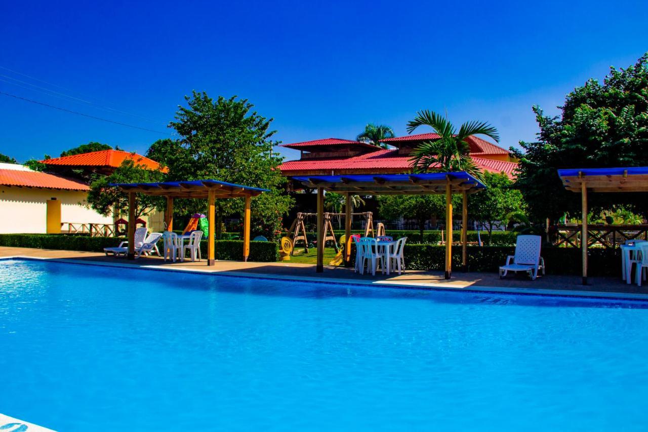 Rancho Guacamayos Hotel & Restaurantes Bonao Ngoại thất bức ảnh