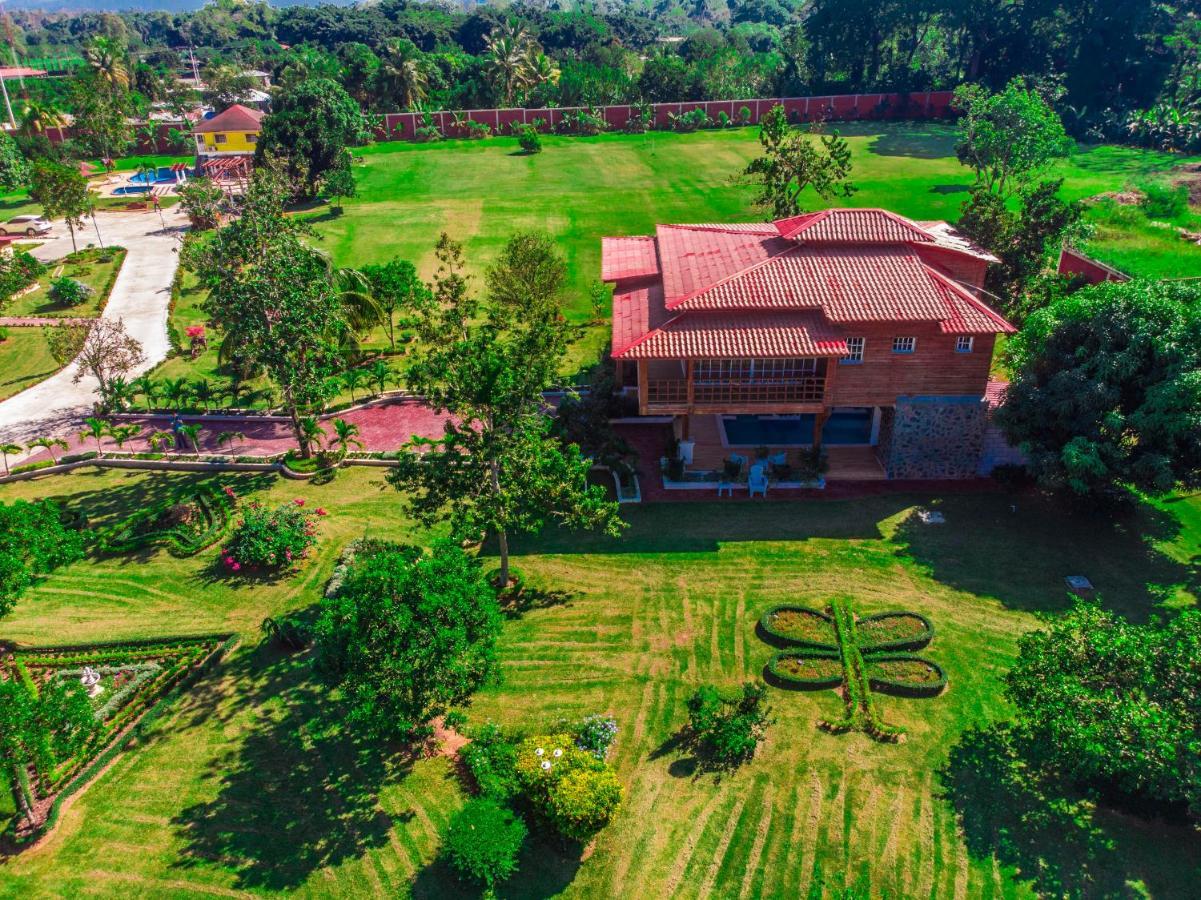 Rancho Guacamayos Hotel & Restaurantes Bonao Ngoại thất bức ảnh