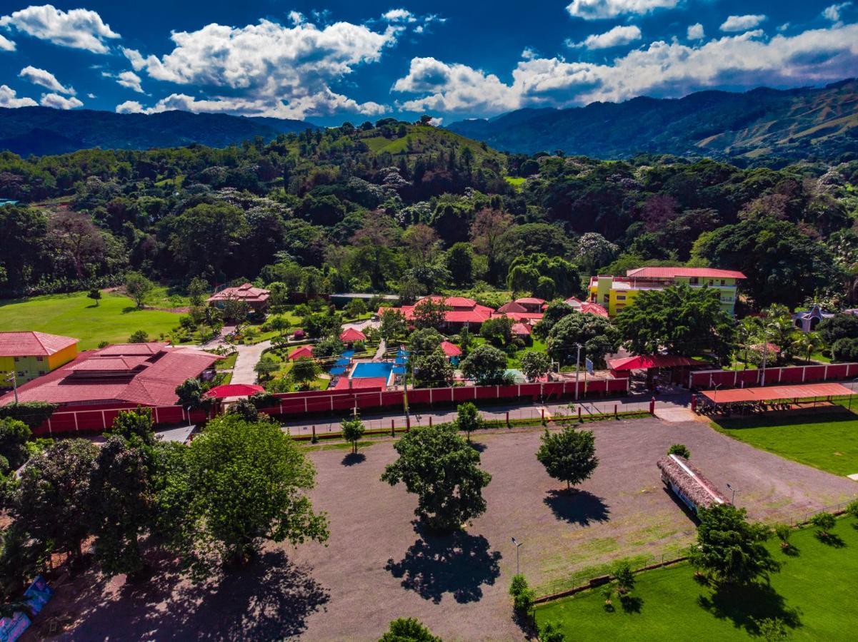 Rancho Guacamayos Hotel & Restaurantes Bonao Ngoại thất bức ảnh